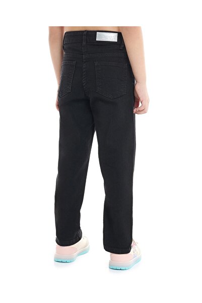 R&B Solid Relaxed Jeans with Button Closure