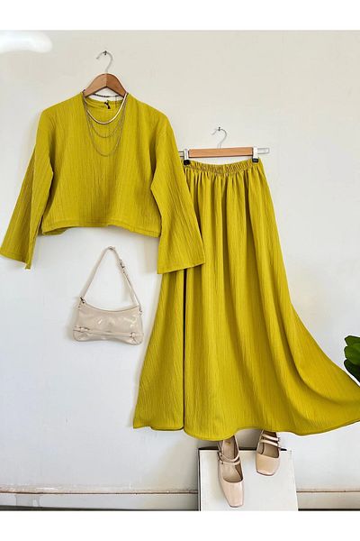 ENDAMIM Crop Skirt Suit