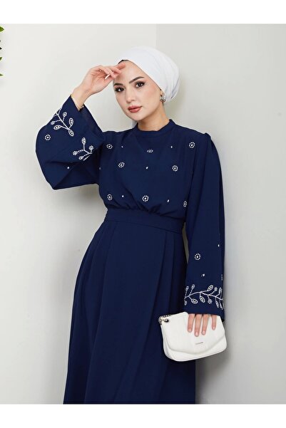 EFSUN MODA KADIN TESETTÜR NAKİŞLİ ELBİSE BALAMALI