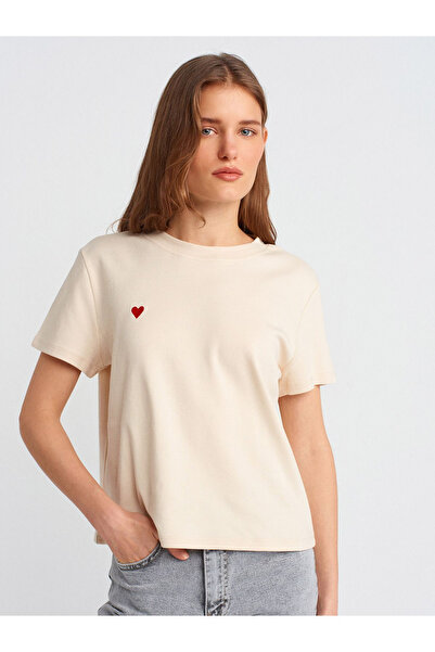 EFFRENATU Μπλουζάκι Unisex με κοντό μανίκι και στάμπα με μικρή καρδιά