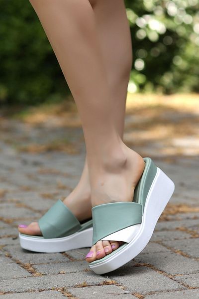 Madam Tarz Trn-104 Wedge Sole Slippers