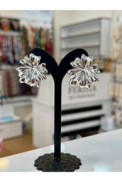 FERİHA DESING Women's Metallic Flower Form Earrings - Gold / Silver Color