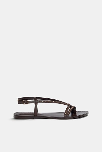 Pull & Bear Zımbalı düz deri sandalet