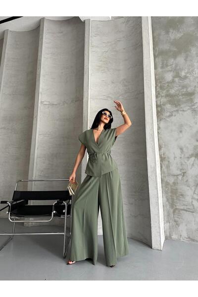 MYGİYİMİSTANBUL Slim Belt Detail V-Neck Sleeveless Top Wide Leg Pants Two-Piece Set