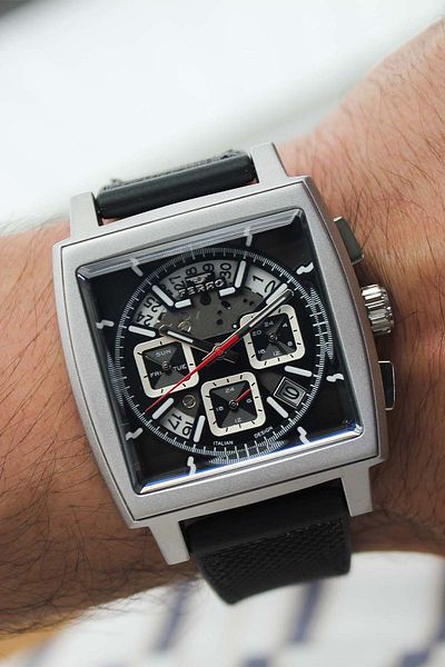 FERRO Fm11553J2 Men's Wrist Watch with Silicone Cord