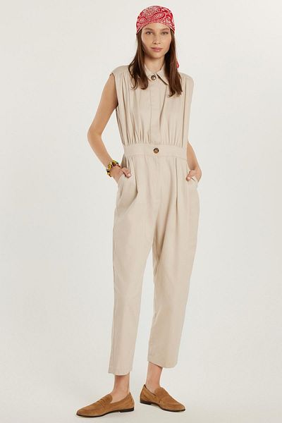 Tudors Women's Slim Fit Slim Fit Zero Sleeve Button Polo Neck Beige Jumpsuit