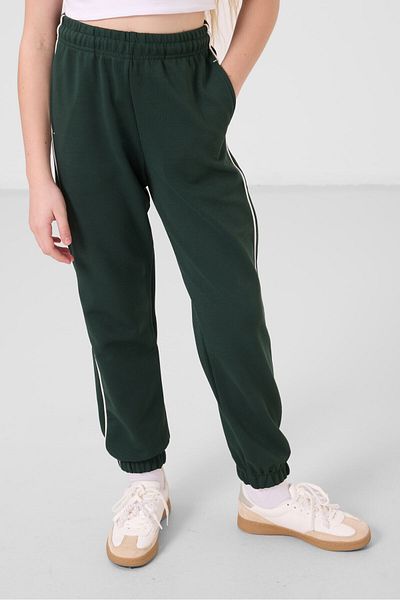 TOMMY LIFE Ecru-Pine Green O Neck Printed Rubber Leg Standard Fit Girl's Tracksuit Set - 75186