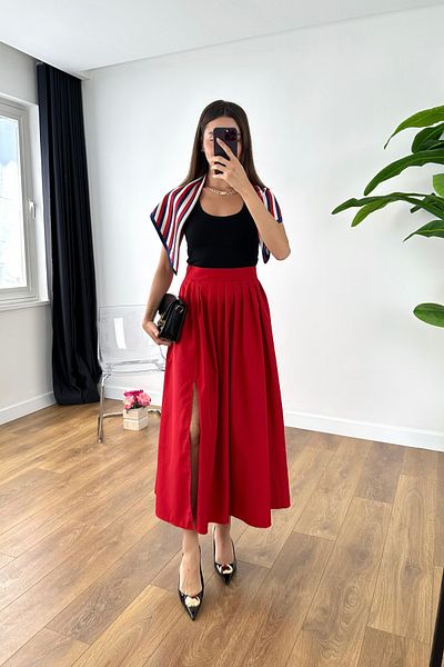 BİRCANÇİL Alin Red Parachute Slit Detailed Skirt