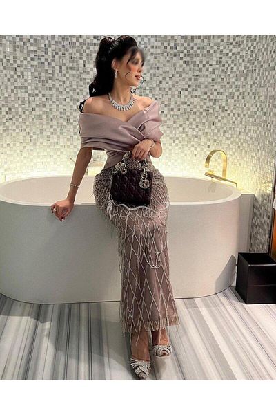 ALANOOD FASHION Luxury and elegant evening dress with a modern design