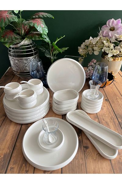 CASA DE BELLA Victory 31 Piece Porcelain Breakfast Set for 6 People