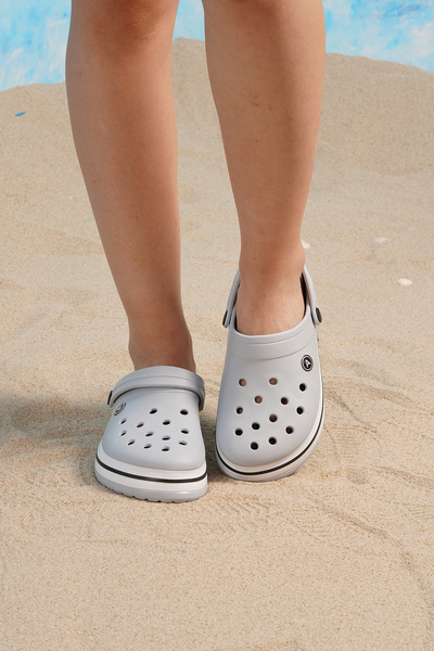 Beyond Unisex Gri Crs Önü Kapalı Terlik 3cm BYNDCROCS01