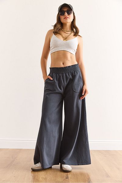 Olalook Women's Smoked Elastic Waist Pocket Spanish Leg Cotton Gabardine Trousers Pnt-19000314