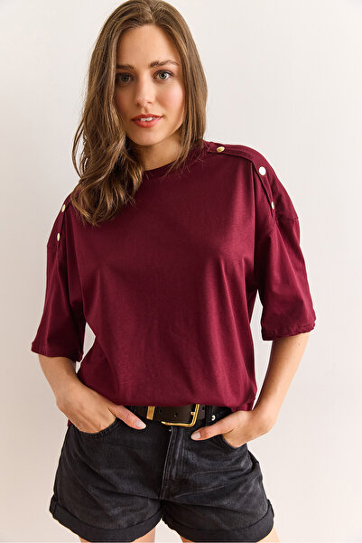 Olalook Γυναικείο μπορντό μπλουζάκι με χρυσό κουμπί βαμβακερό TSH-19000763