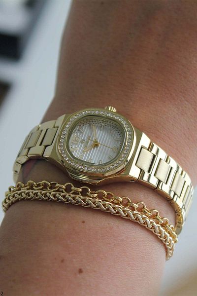 Homies Hm24884S01-2 Women Wrist Watch with Steel Cord