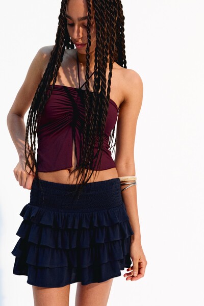 Bershka Fırfırlı mini etek