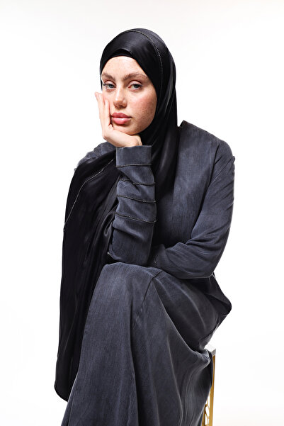 HARİKA WEAR شال من الحرير الأسود والكريستال - خفيف وأنيق