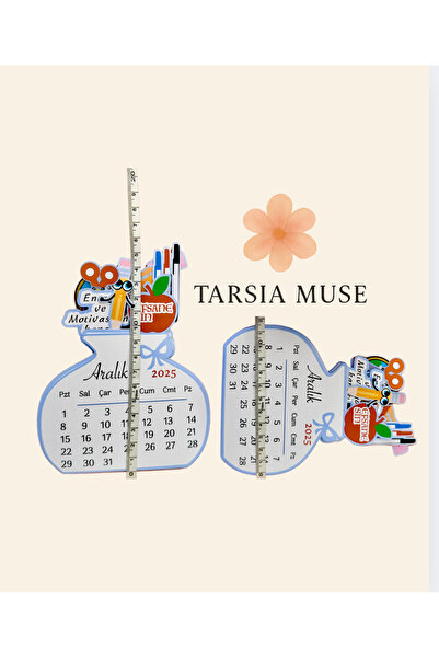 Tarsia Muse Öğretmene Özel 2026 Masa Takvimi ve İsme Özel Sonsuzluk Standı