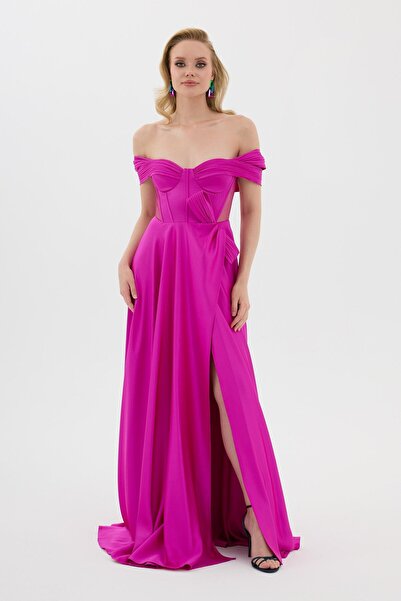Carmen Fuşya Düşük Yaka Yırtmaçlı Saten Abiye Elbise