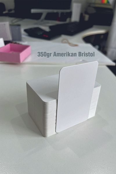 Örün Matbaa 100 Pieces 350 gr White Oval Cut Flash Card - Empty Cellophane-Free Business Card