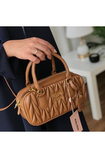 Miu Miu Miu Miu Wonder Shoulder Bag in Quilted Nappa Leather