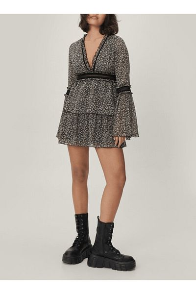 NASTY GAL Rochie Nasty Gal Floral Flare Sleeve Black