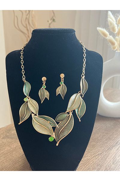 Büyük Hanım Leaf Model Vintage Elegant Metal Necklace Earring Set
