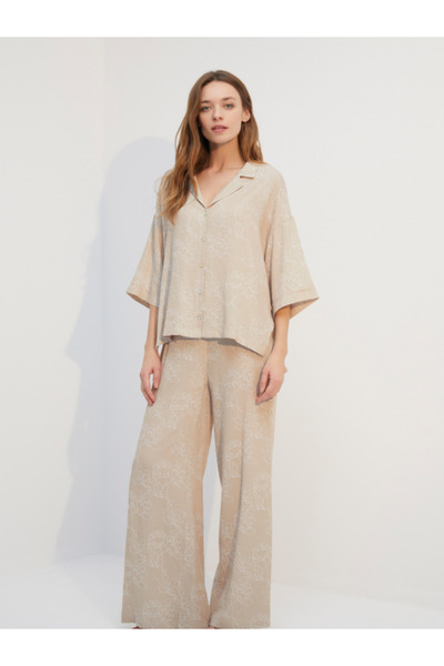 BONJOUR MADAME طقم بيجامة بنطلون جاكار بستير مكون من 3 قطع BJM-1718 بيج