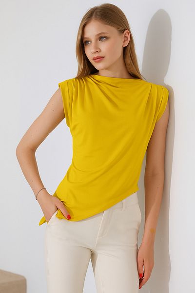 Butik Beyza Μπλούζα με φερμουάρ στην πλάτη με ασύμμετρη κοπή ώμους