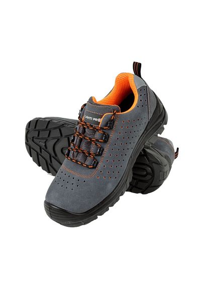 Lahti Pro Suede Shoe With Perforations (S1Src) - 41
