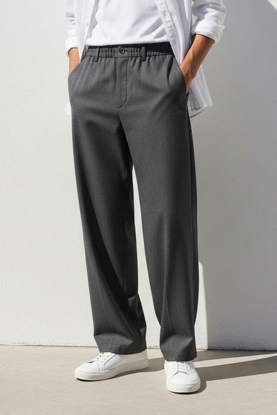 Trendyol Collection Hellgraue Baggy-Hose mit weitem Bein und lockerem Stoff TMNSS23PL00039