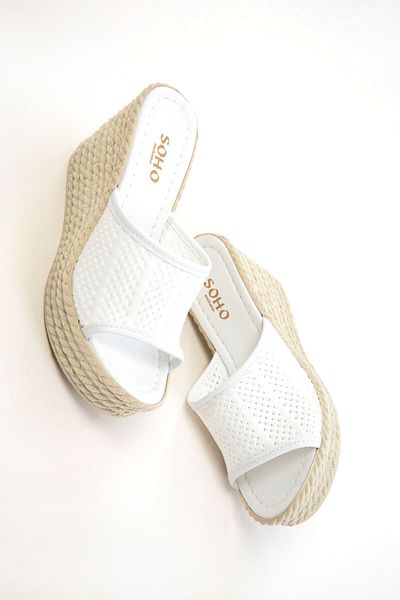 SOHO Weiße Damenschuhe mit Keilabsatz 20658