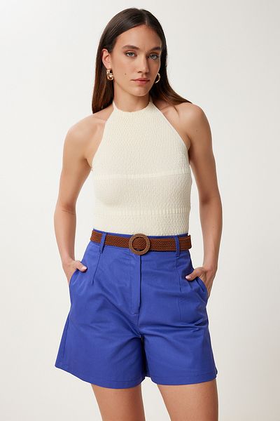 Happiness İstanbul Lilafarbene City-Shorts aus Gabardine mit Gürtel für Damen DF00014