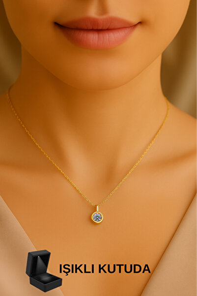 CARAT STONE IŞIKLI KUTUDA KADIN 4MM TEKTAŞ GÜMÜŞ KOLYE
