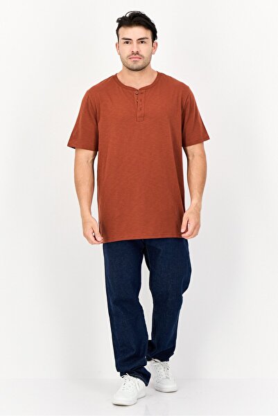GAP Men Crew Neck Short Sleeves Plain T-Shirt, Brown