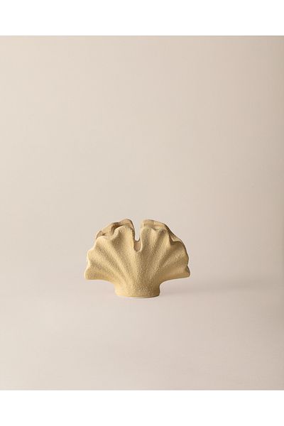 Madame Coco Shelly Vase - Beige