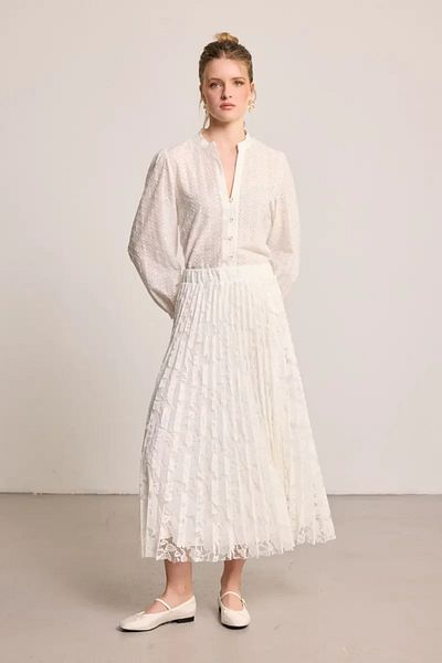 Gusto Lace Pleated Long Skirt - Ecru