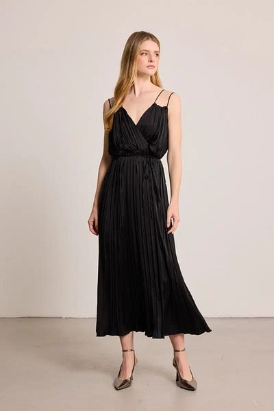 Gusto Long Evening Dress with Thin Straps - Black