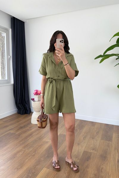 BİRCANÇİL Levna Khaki Belted Short Jumpsuit