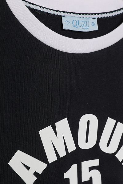 Quzu Paris Written Crop T-Shirt Navy Blue