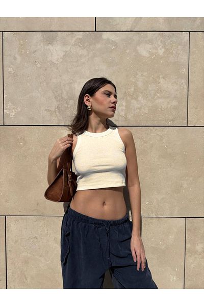 Mels Halter Neck Sleeveless Crop