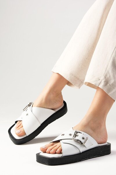 Mio Gusto Γυναικείες παντόφλες Babes Γνήσιο Δερμάτινο Λευκό Πόρπη Χοντρή Σόλα