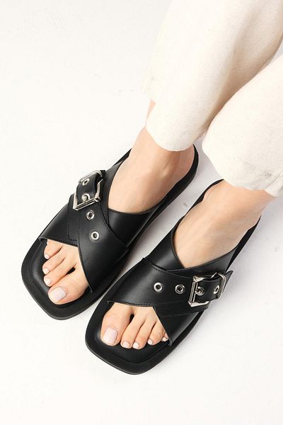 Mio Gusto Babes Genuine Leather Black Buckle Thick Soled Women's Slippers
