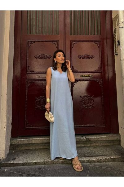Ecenin Favorileri Rochie albastru bebeluș cu decolteu în V, lungime maxi, aspect de in