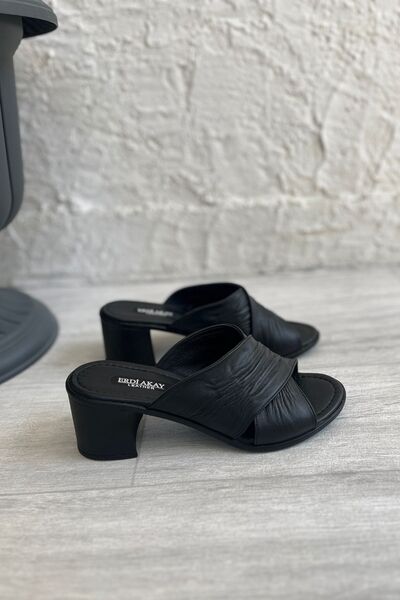 ERDİ AKAY Women's Genuine Leather Heeled Comfort Slippers