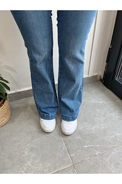 LA CARTE evazat Pantaloni din denim brodat cu pietre 4000