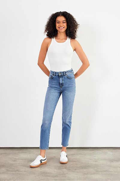 VENA Pantaloni Jessica Vintage Med Blue Mom Jean - VINTAGE MED BLUE