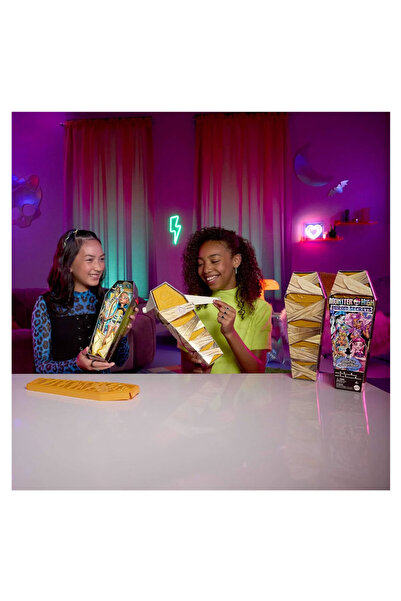 MONSTER HIGH Gizemli Sırlar Havalı Pijama Partisi Serisi HYV64