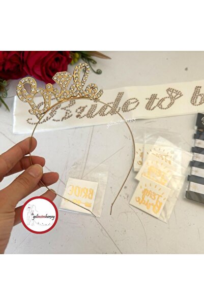 Gelincimherşey Altın Bride To Be Taşlı Kuşak, Taç, Bileklik ve Sticker Seti