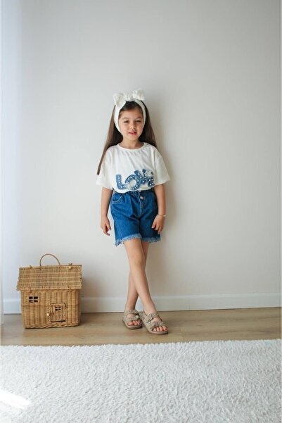 ChibuumKids Girl's Shorts Love Written Suit