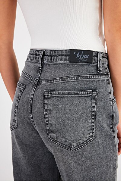 VENA Women's Kyla Vintage Black Mom Jean Pants